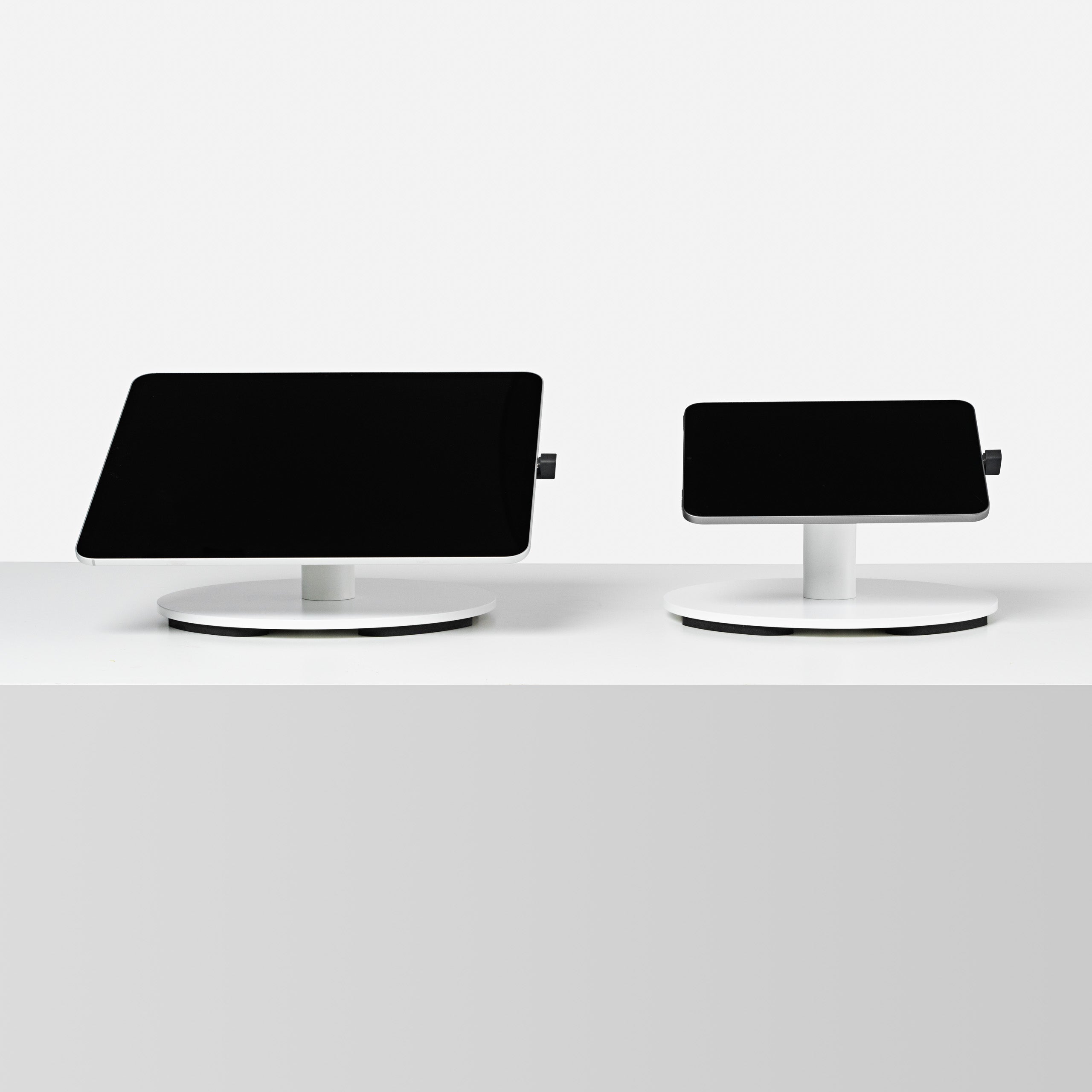 Tablet & iPad Kiosk Stand | Bouncepad Core Counter