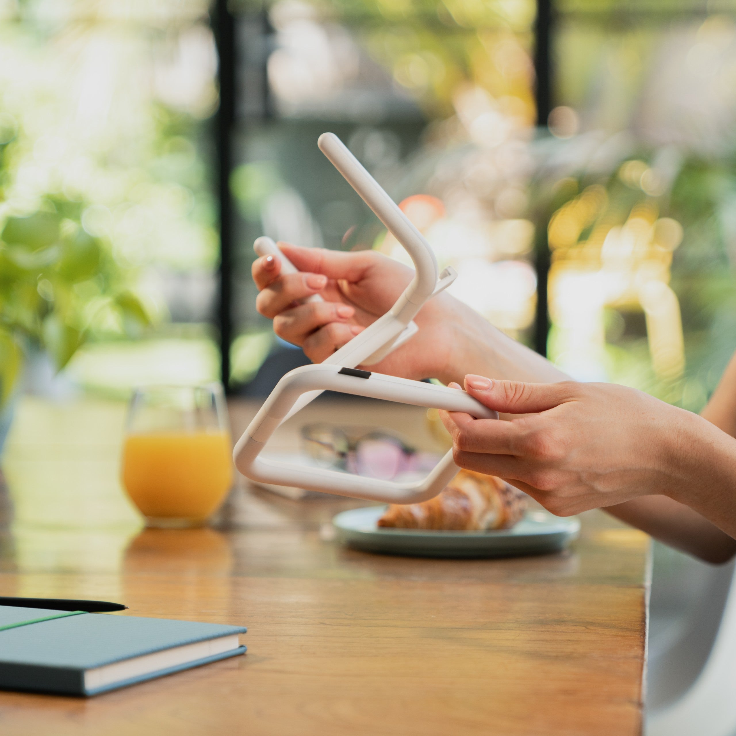 Adjustable Tablet Stand | Go by Bouncepad